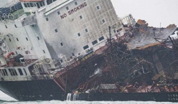 Nguyên nhân khiến tàu Việt Nam bùng cháy ở Hong Kong